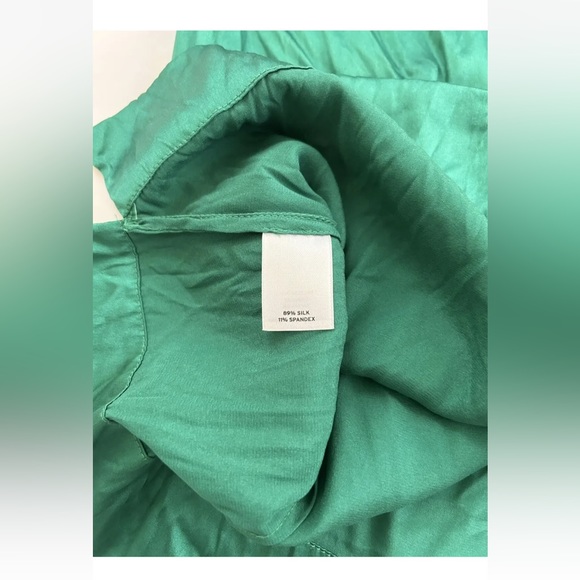 Halogen Silk Sleeveless Top in Emerald Green Size XS - Picture 8 of 8